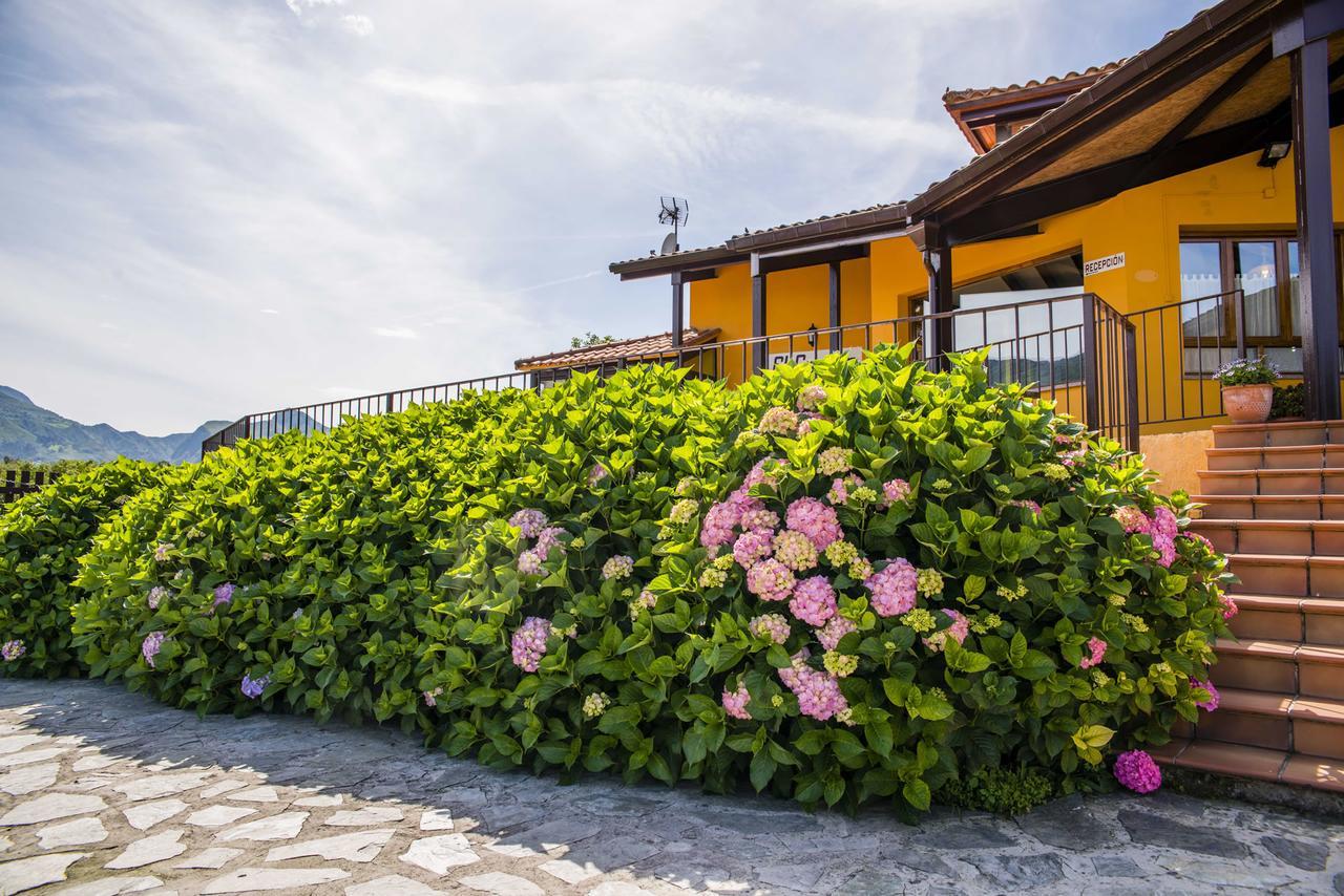 El Canton Hotel